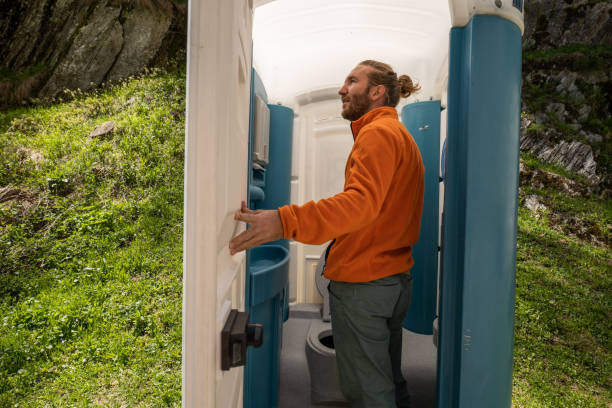 Best Porta potty rental near me  in Mahnomen, MN